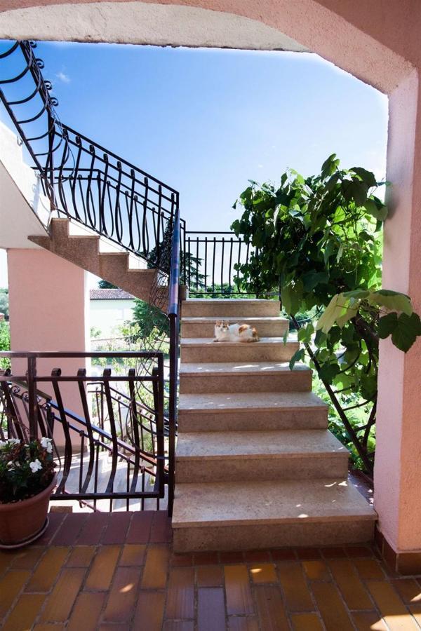Apartments Dara Umag Exterior foto